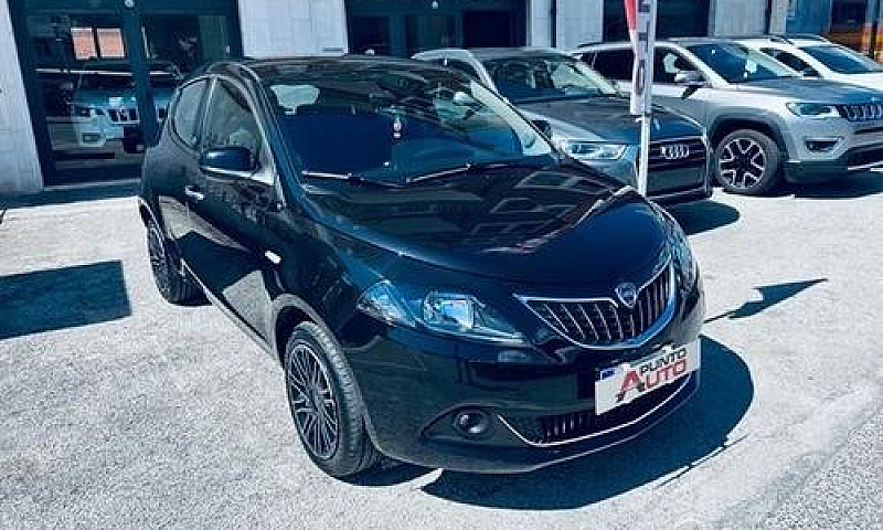 Lancia Ypsilon 1.0 F...