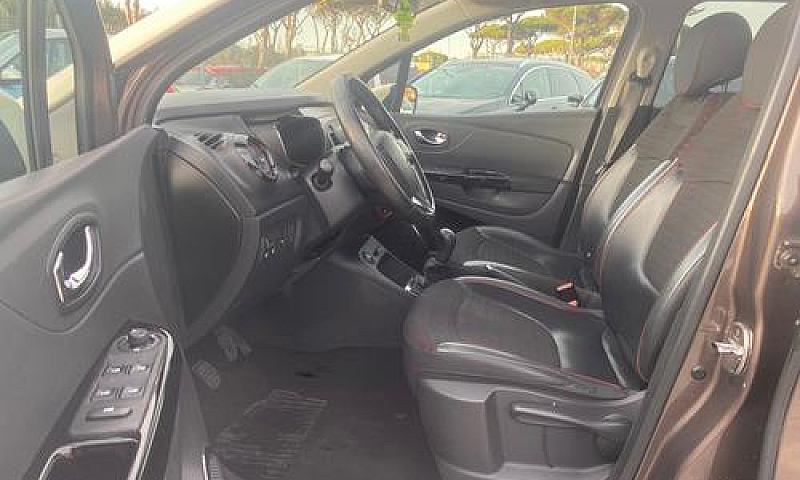 Renault Captur 1.5 D...