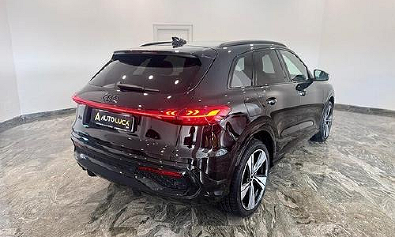 New Audi Q5 40 Tdi 2...
