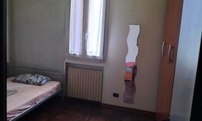 Bilocale Via Massare...