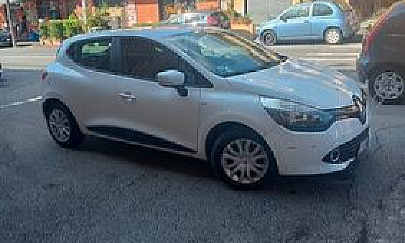 Renault Clio 1.5 Dci...