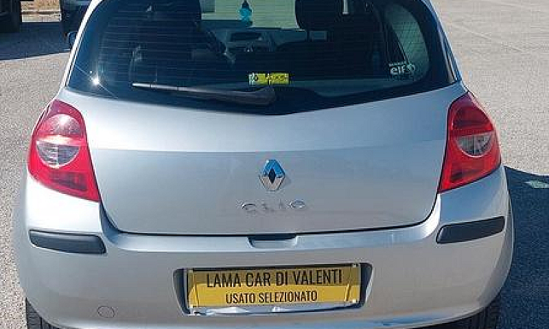 Renault Clio 1.2 -Pa...