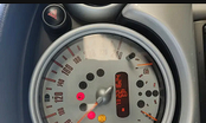 Mini Cooper 1.6D...