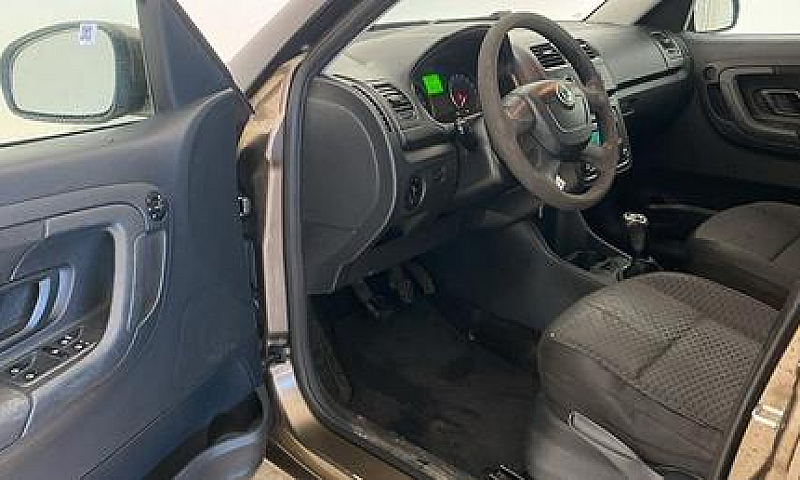 Skoda Roomster 1.2 T...