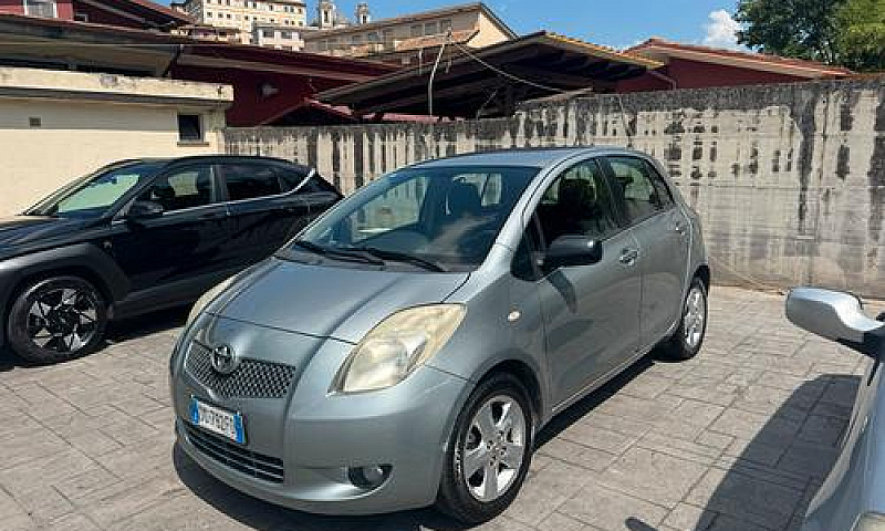 Toyota Yaris 5Porte ...