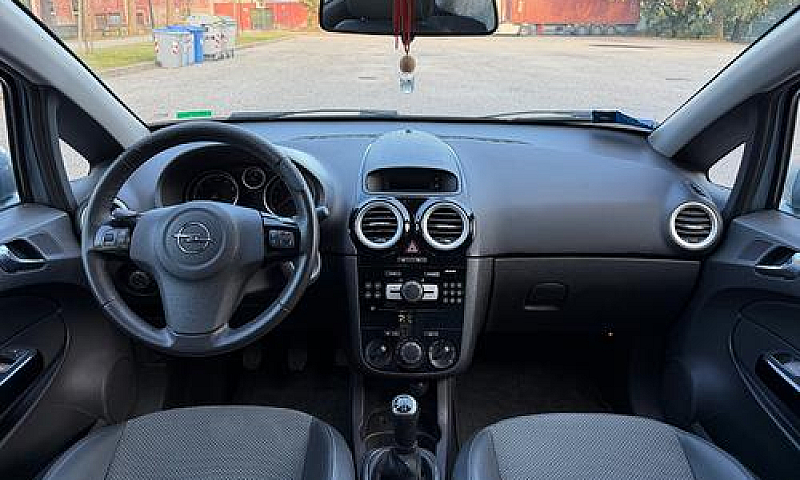 Opel Corsa 1.2 5 Por...