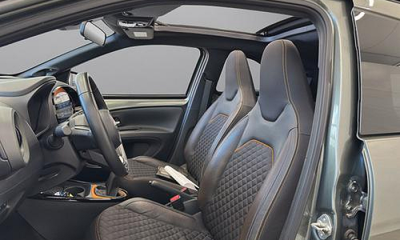 Toyota Aygo X 1.0 Li...