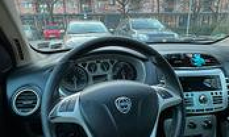 Lancia Delta 1.6...
