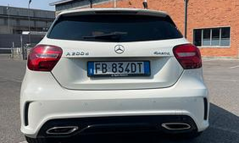 Mercedes-Benz A 200 ...