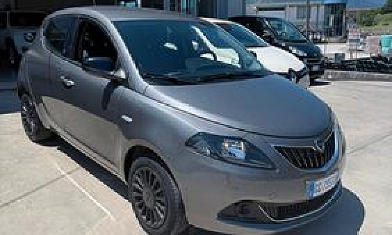 Lancia Ypsilon 1.0 F...