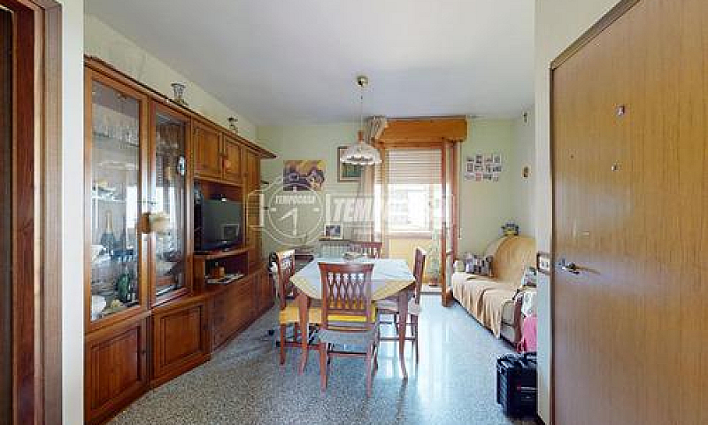 A464: Trilocale In C...