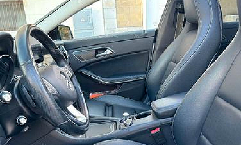 Mercedes Cla 200 D A...