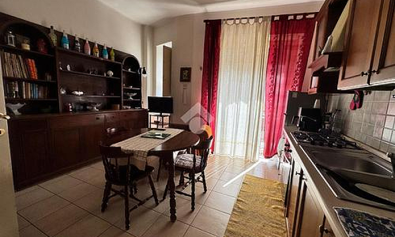 3 Locali A Catania...