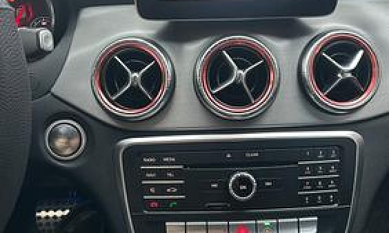Mercedes Cla Schooti...