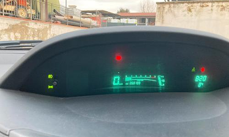 Toyota Yaris 1.4 D 5...