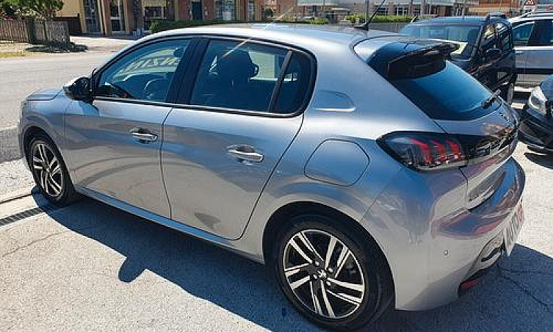 Peugeot 208 1.2 Pure...