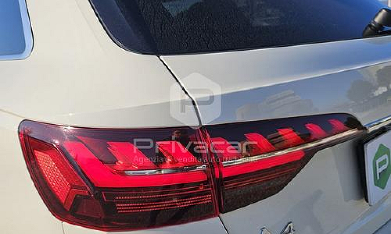 Audi A4 Allroad 40 T...