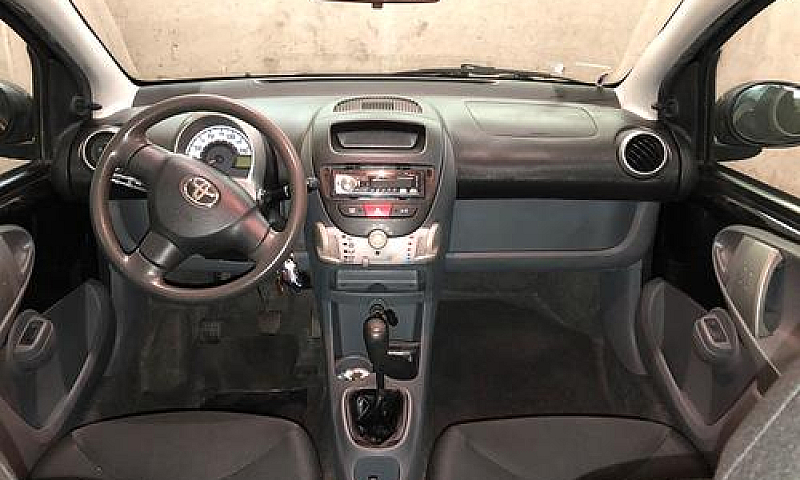 Toyota Aygo 2010...