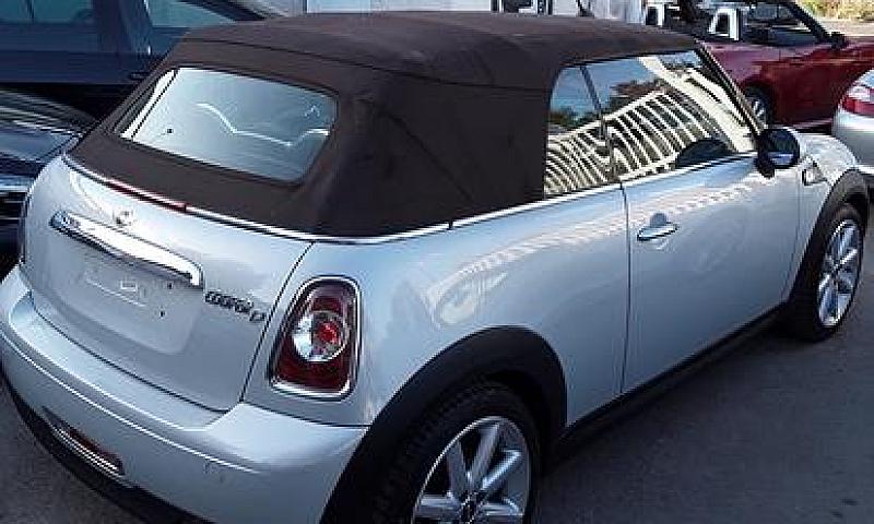 Mini Cooper D Cabrio...