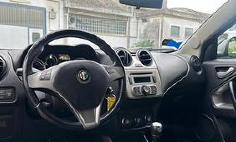 Alfa Romeo Mito Neop...