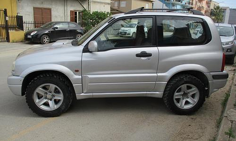 Suzuki Grand Vitara ...