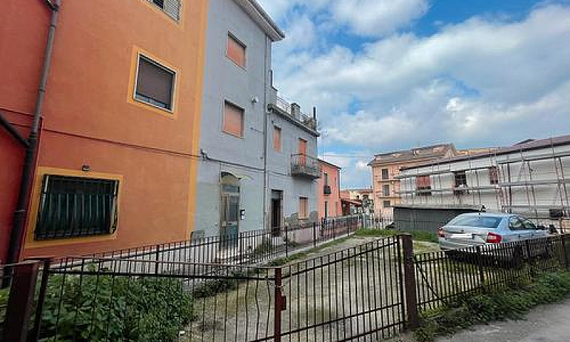 Via Galanti...