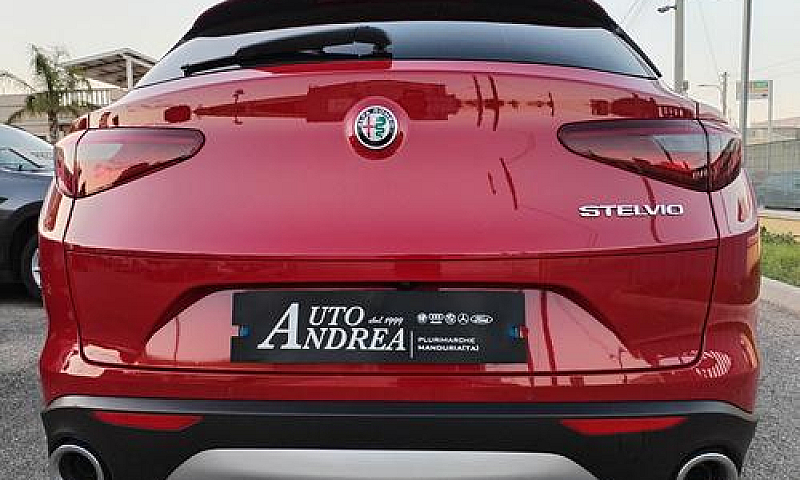 Alfa Romeo Stelvio 2...