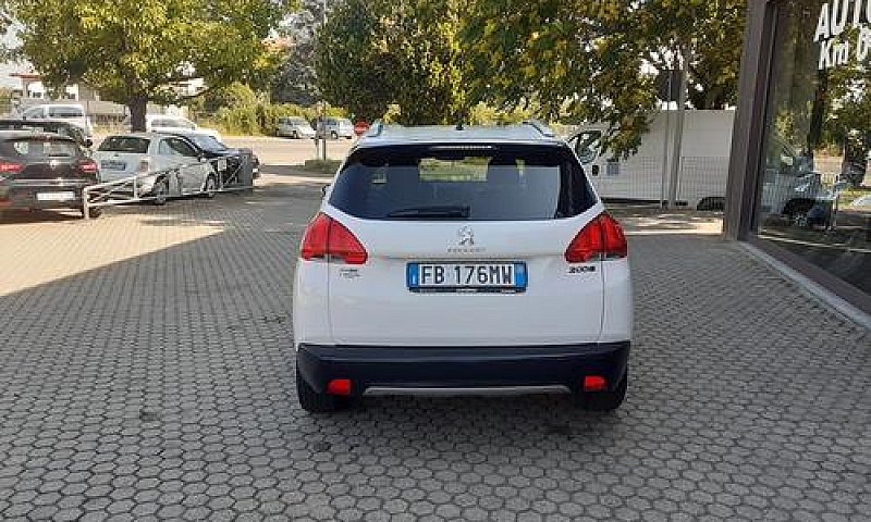 Peugeot 2008 Bluehdi...