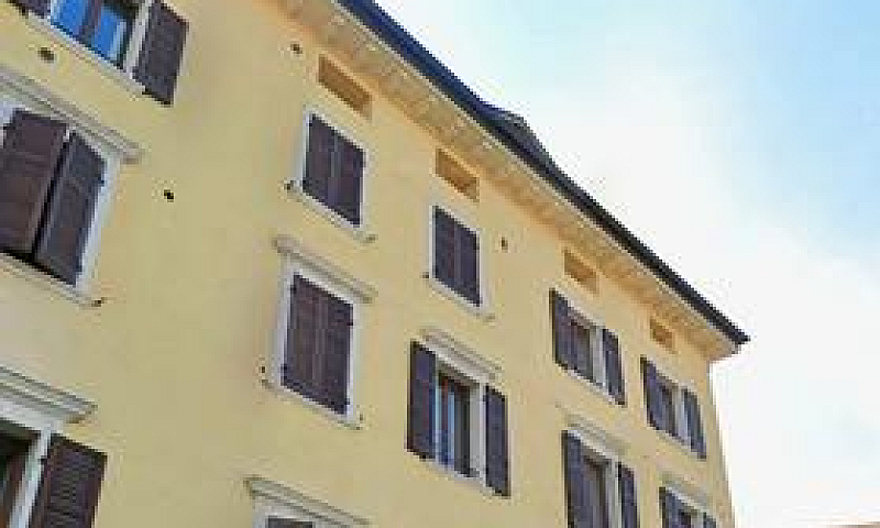 Ospedale: 2 Camere D...