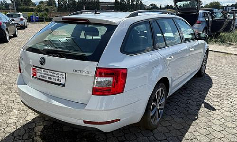 Skoda Octavia 1.6 Td...