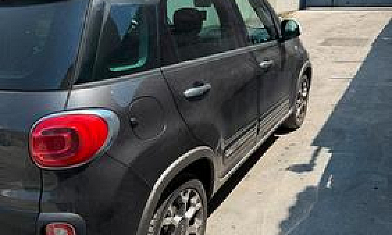 Fiat 500 L Trekking...