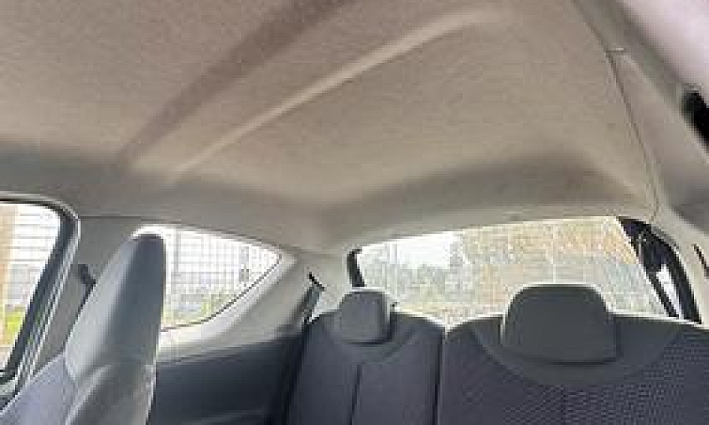Peugeot 107...