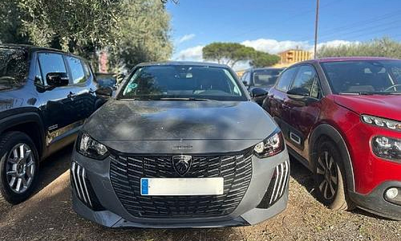 Peugeot 208 Puretech...