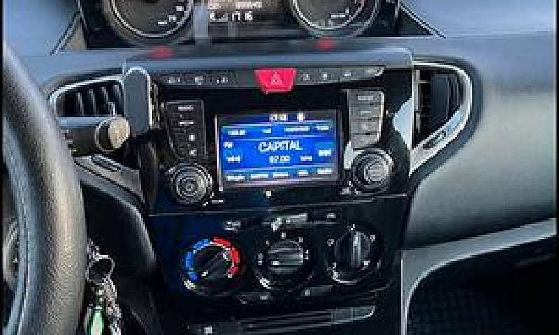 Lancia Ypsilon...