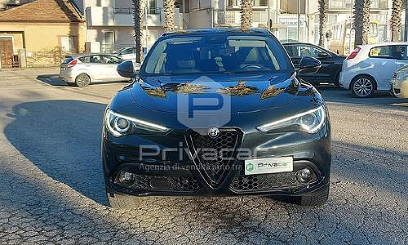 Alfa Romeo Stelvio 2...
