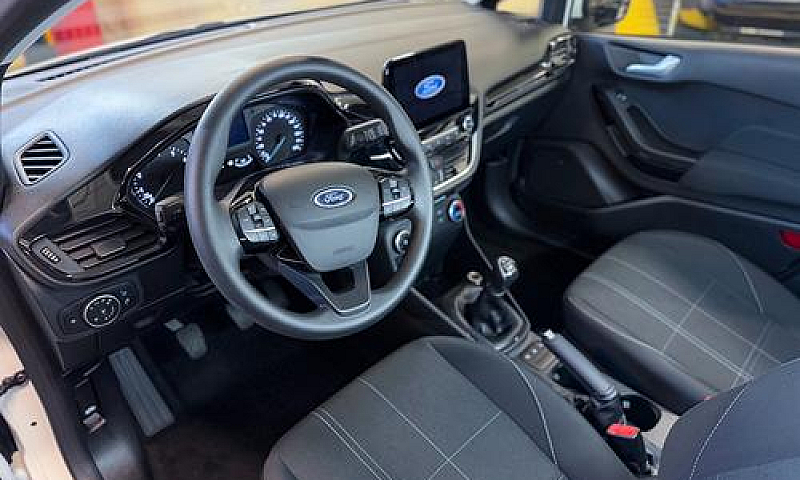 Ford Fiesta 5P 1.1 C...