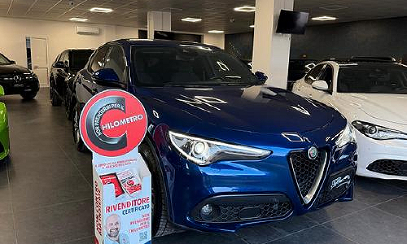 Alfa Romeo Stelvio 2...