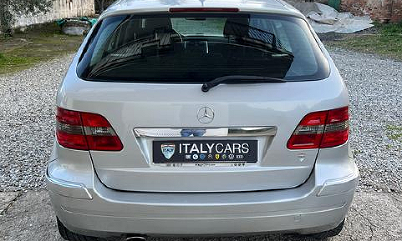 Mercedes-Benz B 180 ...