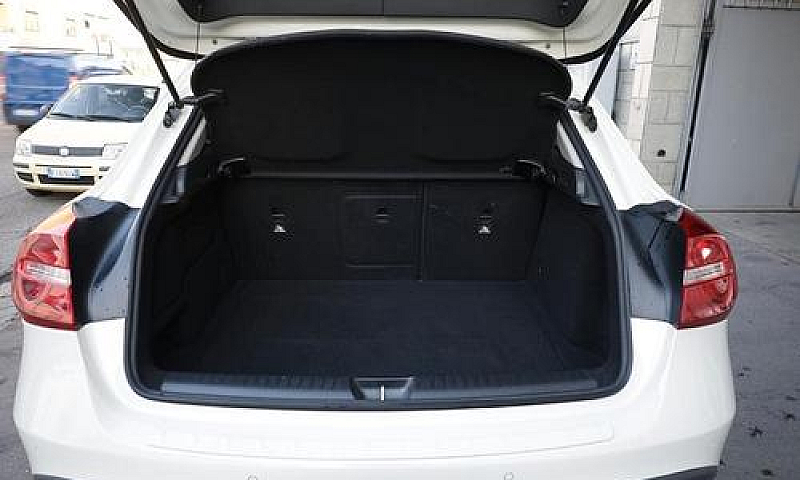 Mercedes-Benz Gla 22...