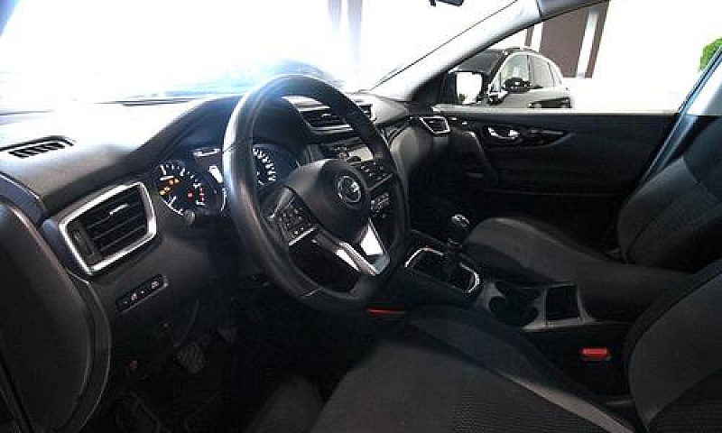Nissan Qashqai 1.5 1...