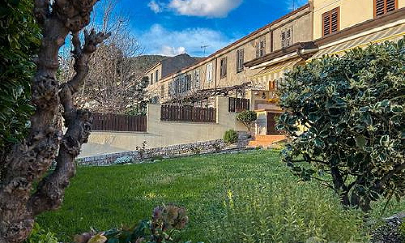 Villetta A Schiera -...