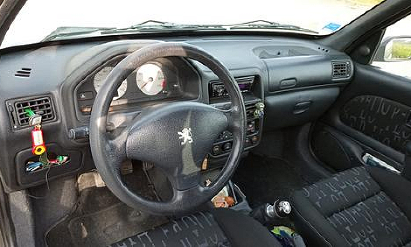 Peugeot 106...