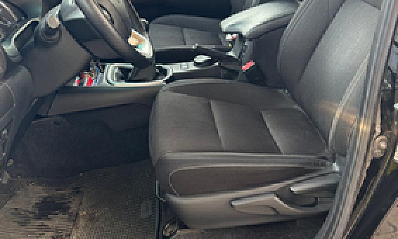Toyota Hilux Viii Pi...