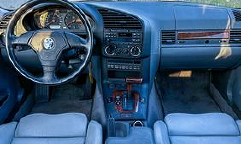 Bmw E36 328I...