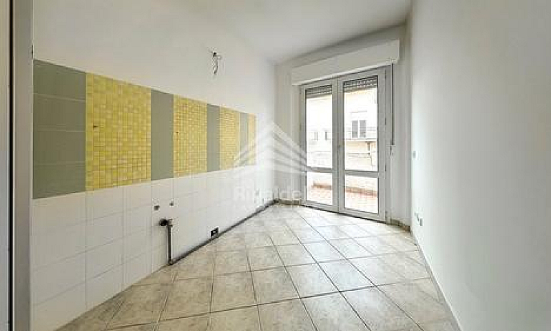 Subito Abitabile Con...