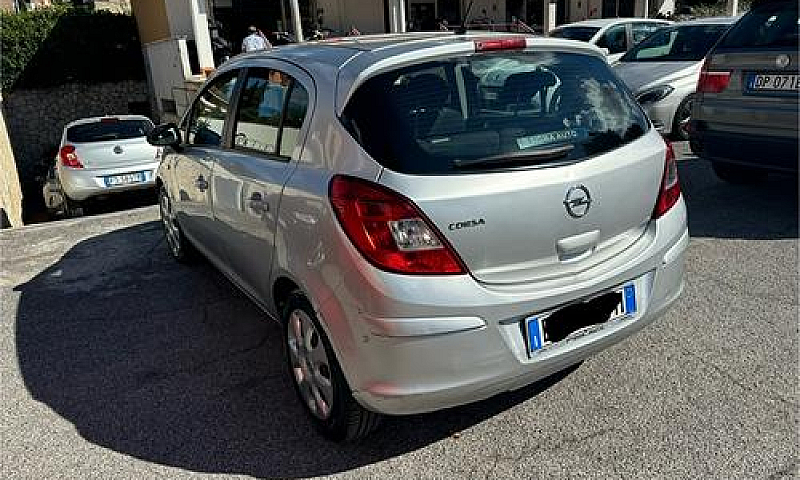 Opel Corsa 1.3 Multi...