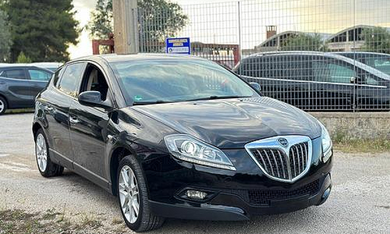 Lancia Delta 1.6 Mjt...