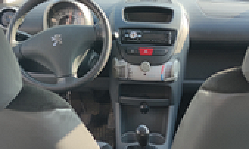 Peugeot 107...