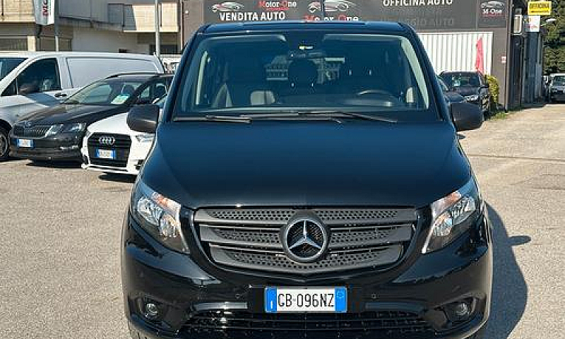 Mercedes-Benz Vito 8...