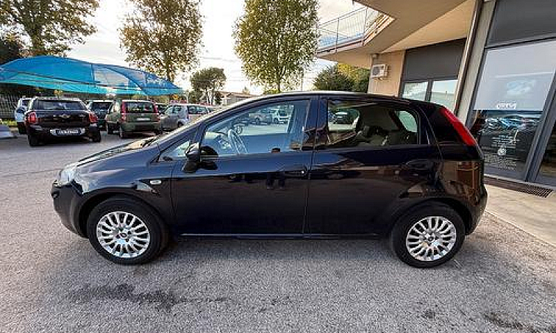 Fiat Grande Punto - ...